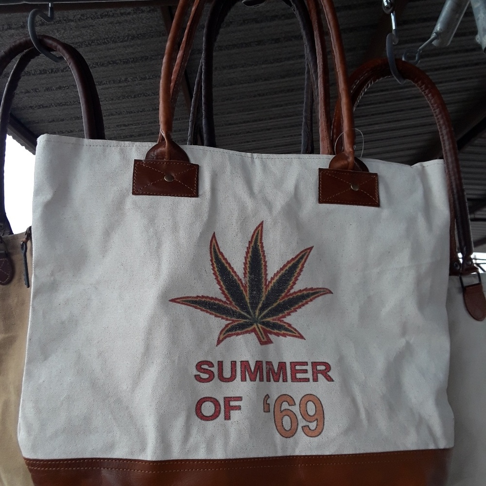 Summer of '69 canvas bag /NWT
